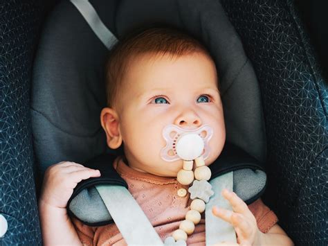 best pacifier clip|top rated pacifier clips.